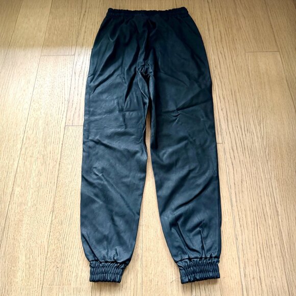 Black Vegan Leather Pants High Waist Pants NWT - Size M - Picture 6 of 7